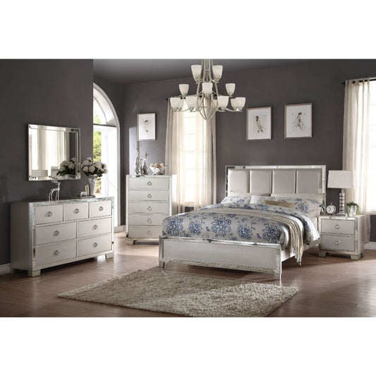 Voeville II EK Bed