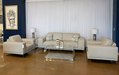 Modrest Braxton - Contemporary Clear Wave Glass End Table