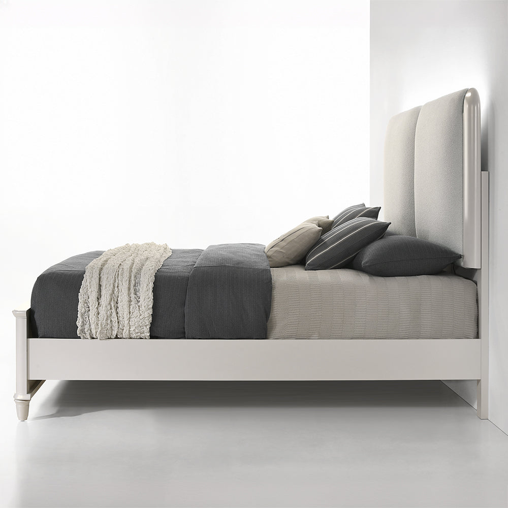 Laveda Queen Bed w/LED