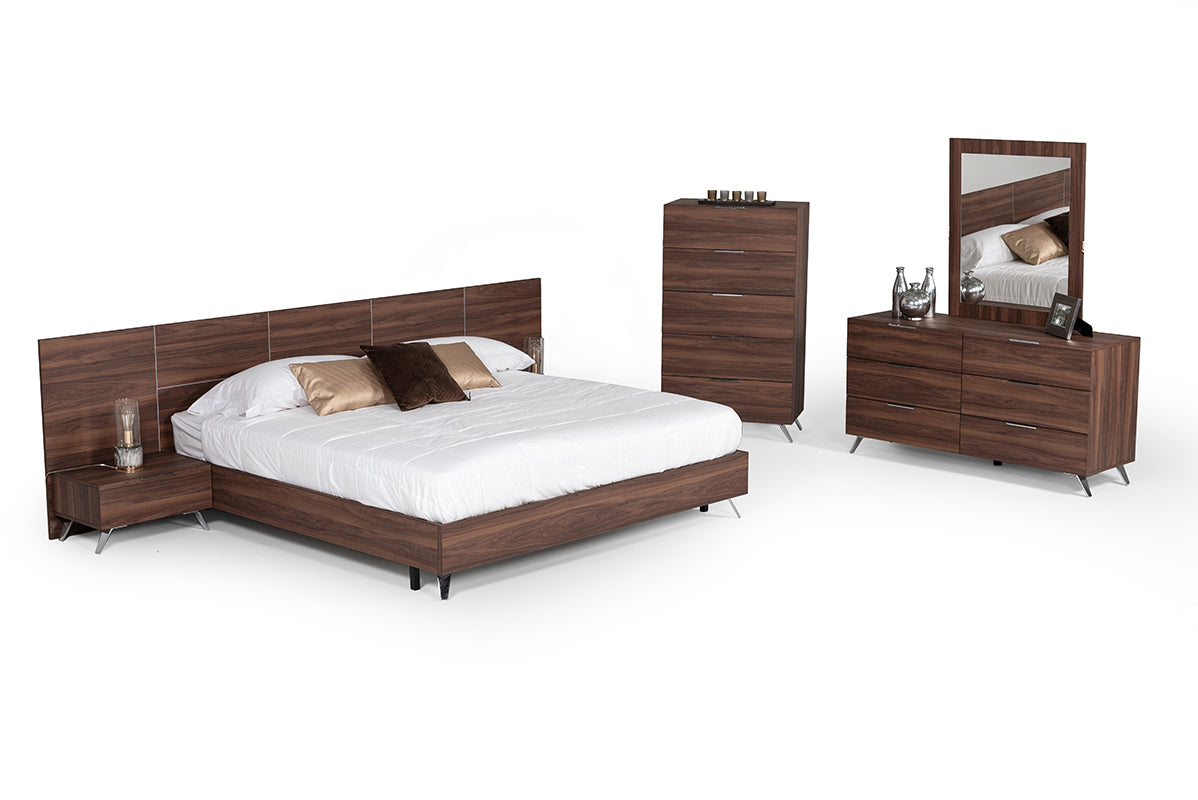 Nova Domus Brooklyn - Italian Modern Walnut Bed Set