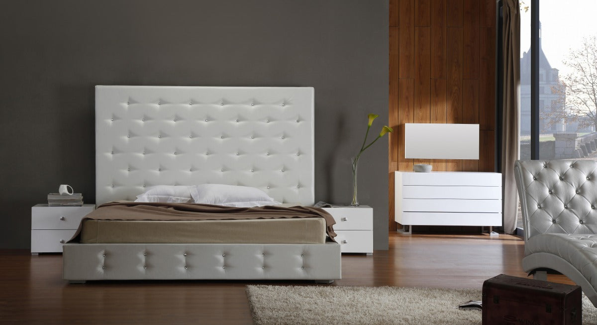 Elbrus White Modern Leather Platform Bed