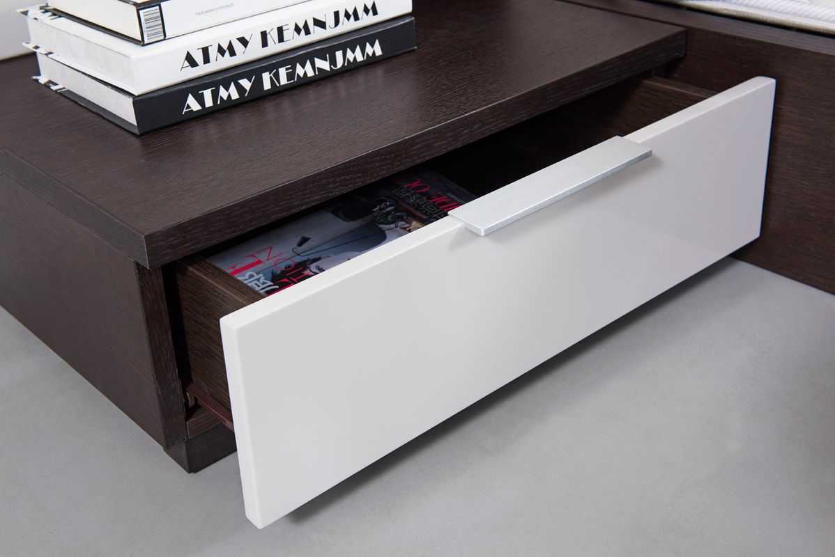 Modrest Gamma Contemporary Brown Oak Bed with Storage