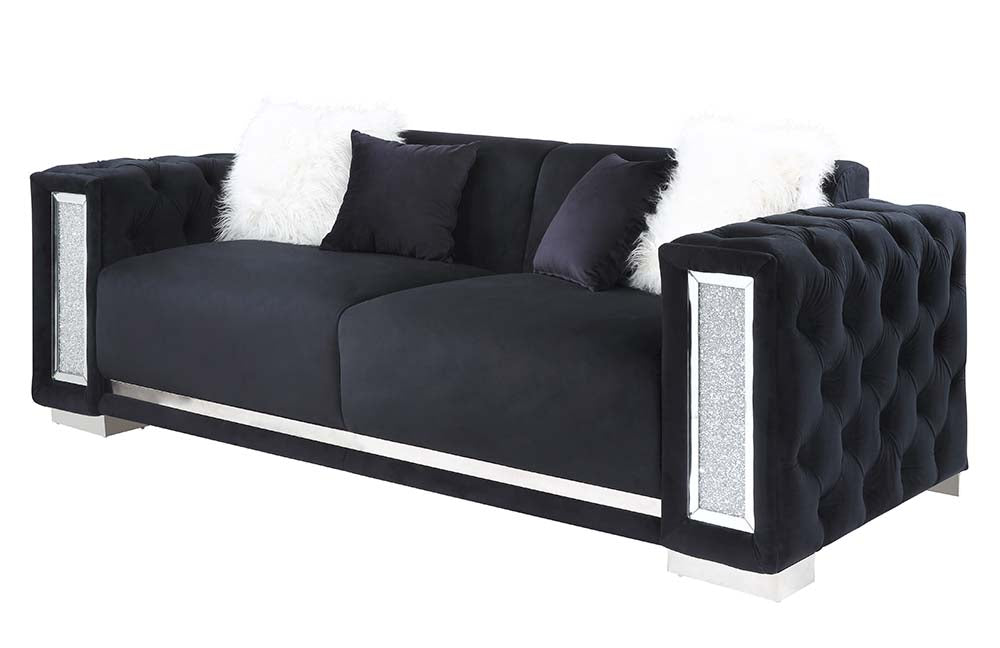 Trislar Sofa W/4 Pillows (Same 52525)